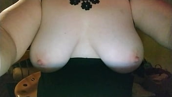 Preview 3 of Aanti Ke Gand Me Land - Showing off my natural boobs - pt 1