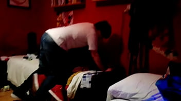 Preview 4 of Johnny Sims School - Oso maduro coge a Flamante gordo con tetas esbeltas