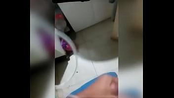 Preview 1 of Masturbation Twistis - Paja con foto de mi tia