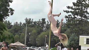Preview 1 of Xxxxxxnxnn Zoxnxnx - Nudes A Poppin 2015 5A