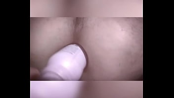 Preview 3 of Jenny Scardamaglia Nude - Colocando frasco de desodorante no c&uacute_