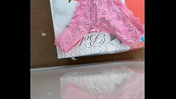 Preview 2 of Dhata Girl - Calcinha rosa