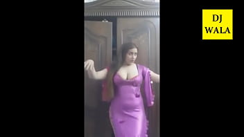 Preview 3 of Sister Brother Xxx Vidous - Indian Mallu Aunty Home Alone Dance Sex Big BooBs
