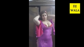 Preview 1 of Sister Brother Xxx Vidous - Indian Mallu Aunty Home Alone Dance Sex Big BooBs