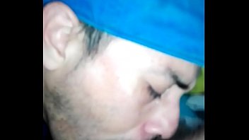 Preview 3 of Pussy Licking Cuckold Big Tits - Idabel Boza.. encuentro con bisexual casado