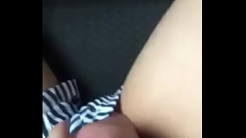 Preview 3 of Sexy Arab Babe - Batendo uma no Uber (sem gozada)