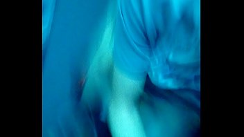 Preview 2 of Lily Care - Chico lindo se masturba