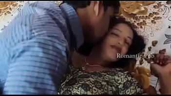Preview 1 of Pakistani Lahore Gasteya Xxx - Desi hot Bhabhi mixed 1813