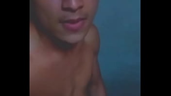 Preview 4 of Muslim Hijran Sex - Youtuber Rafael Fernandes Batendo Punheta no quarto.
