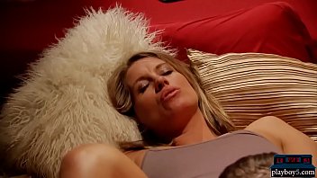 Preview 3 of Women Chest Milk Xxx - Amateur swinger couple feels ready to do a full swap