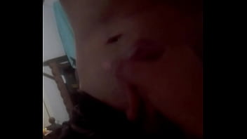 Preview 4 of Desi Moti Budhi - masturbo a mi novio