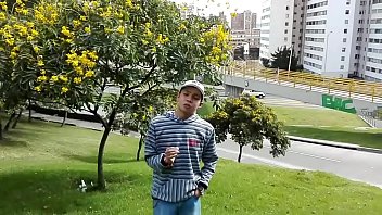 Preview 4 of Assfaking - Lindo Pecoso colombiano cacorro arrecho se desnuda en entrevista y lo empala un polla