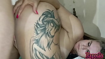 Preview 4 of Gals Gals Pokin - Milf paga o conserto do seu celular com a bucetinha
