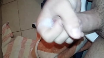 Preview 4 of Big 40d Tits - Me la jalo hasta venirme