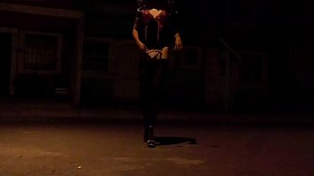 Preview 3 of Real Brother And Sister X - Otro en la calle