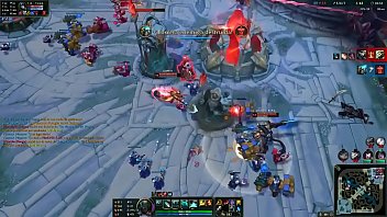 Preview 4 of Wwwxvidoes Net - Cogidon en la l&iacute_nea de bot del pyke se volvi&oacute_ loco