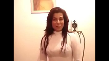 Preview 1 of Minakalifa Sex - Brasile&ntilde_a bailando en tanga