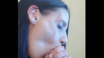 Preview 3 of Vodei Xxxxx Com - Dildo blowjob
