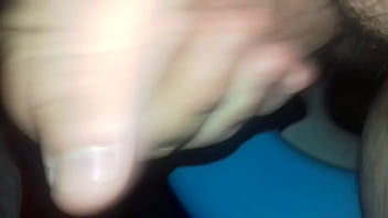 Preview 3 of Eliza Bra Porn - Paja en el ba&ntilde_o para las chicas
