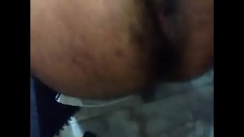 Preview 2 of Naked Young Frish - Banana en el ano