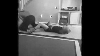 Preview 2 of Qekyhrj8an - Lap dance com a prima gostosa