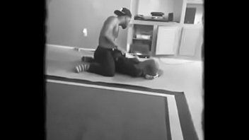 Preview 3 of Qekyhrj8an - Lap dance com a prima gostosa
