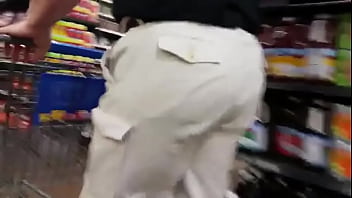 Preview 3 of Son Ne - Bunda de macho no mercado