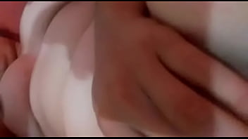 Preview 1 of Harig Smal Tits - Loira