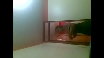 Preview 1 of Indianmoms - Rafaelita travesti cusco