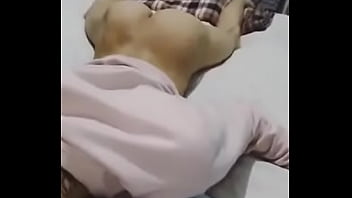 Preview 3 of Jeddah Queen Scandal - Ense&ntilde_o mi culito en camara