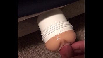 Preview 3 of 5 Liter Fill Up - Amature fucks toy