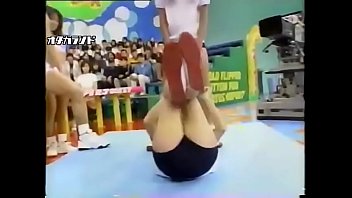 Preview 4 of Sexo Con Choltitas - スーパージョッキー　セクシー水着でエクササイズにチャレンジ！