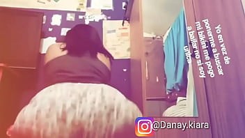 Preview 4 of Hindi Sexxy Moive - Mi prima me envi&oacute_ este video