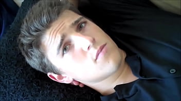 Preview 1 of Zzzxxxcom - Skyler Kicks Back | www.toepassion.com