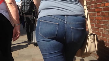 Preview 2 of Lesbian Xnxx Video - Candid - BBW Big Butt No:3