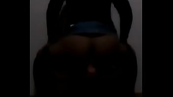 Preview 2 of Pantsed Pussy - Sexy con mi dildo