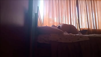 Preview 2 of Mpn San Xxvideo - AMIGO DE MI ESPOSO ME DESPIERTA PARA CACHAR ANTES QUE LLEGUE MI ESPOSO