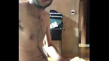 Preview 1 of Horny German Mature Cum Swallow - Aquela punheta com muito tes&atilde_o