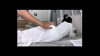 Preview 2 of Shemales Muterbating - Body ẩn sau lớp &aacute_o d&agrave_i thướt tha