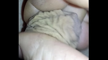 Preview 3 of Little Girl Streched Pussy - Branle rapide