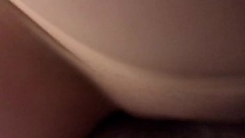 Preview 3 of Dxxx Xhn - couple fucking in a hotel room
