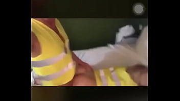 Preview 2 of Erotic Kerala Aunty - Gilet jaune 2