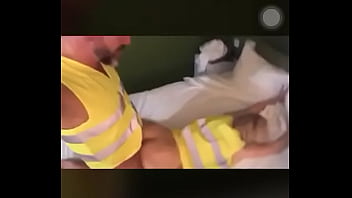 Preview 1 of Erotic Kerala Aunty - Gilet jaune 2