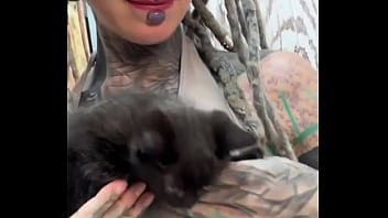 Preview 1 of Active Karina Kapoor Xx - Sweet little black kitty cat ??What&#039_s your favorite thing about black cats?#BlackKittyLove #Sweet #CatVibes #Psyla...