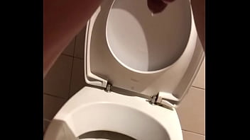 Preview 4 of Kerean Porn - New piss