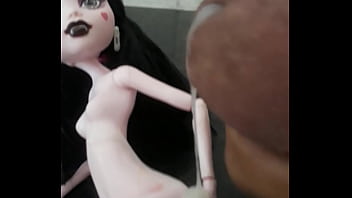 Preview 3 of Xxx Vish - Doll bukkake