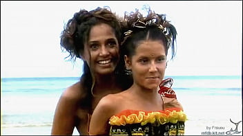 Preview 4 of Years Teen Girls - Camila Pitanga gostosa com Debora Secco