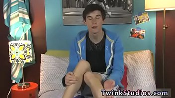 Preview 4 of Natasha Malkova Romance Full - movie gallery twink wanking and gay boy teenage emo Skyelr Bleu is on