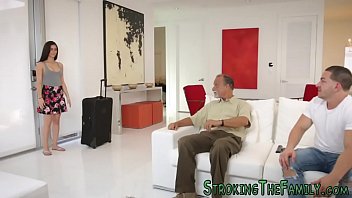 Preview 1 of Www Saxmax Xxx - Slutty teen gets plowed