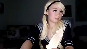 Preview 1 of Cheir Sex - are glow in the dark dildos the new fidget spinner? no,  shut the fuck up.       OK